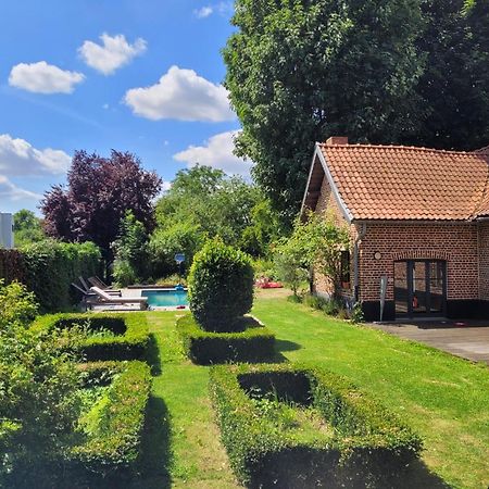 Ferme De Caractere Avec Piscine Et Cheminee Villa Sainghin-en-Mélantois Eksteriør billede